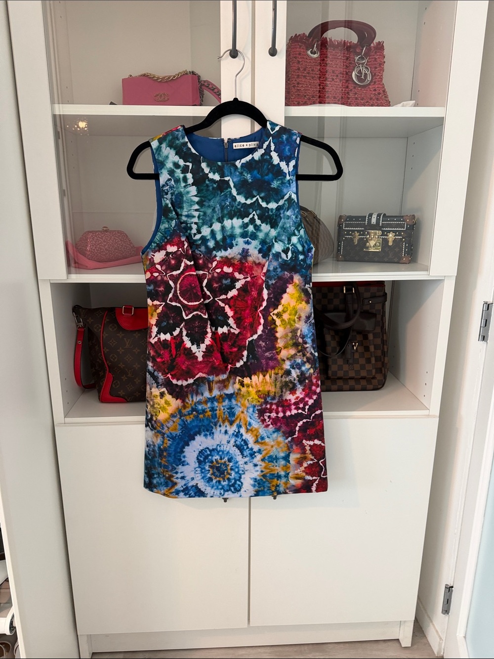 Alice + Olivia Blue and Teal Watercolor Shift Dress